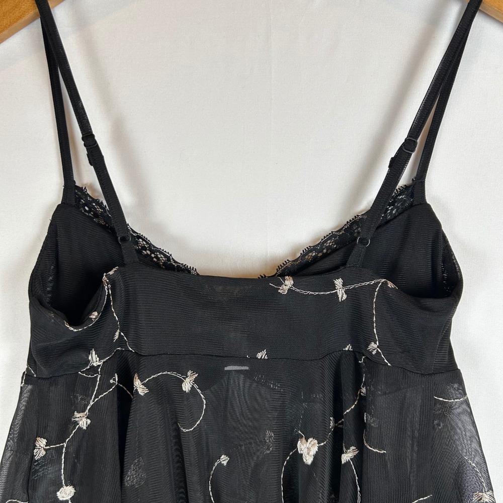 Urban Outfitters Black Mesh Floral Embroidered Handkerchief Hem Camisole Top XS - Picture 8 of 9
